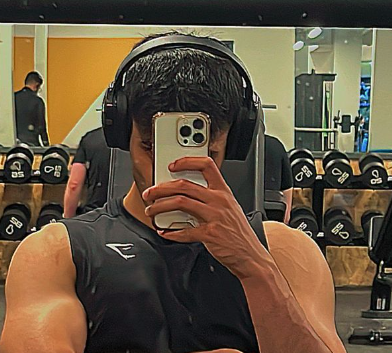 files/pfp_gym_guy.png